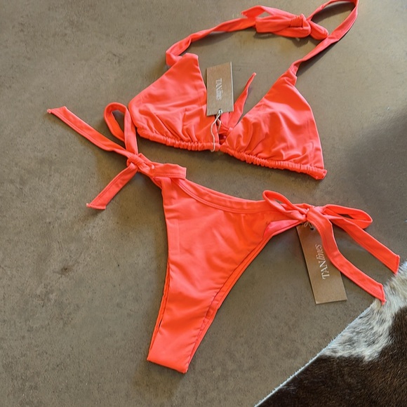 Tan Lines by Sivan Ayla - neon orange bikini- SZE M - tie sides ( approx SZ 4-6) - Picture 1 of 6